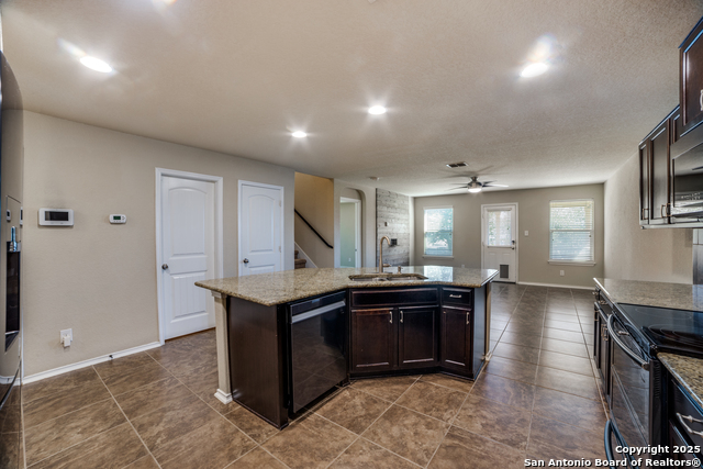 Image 5 of 32 For 1422 Anise Ln