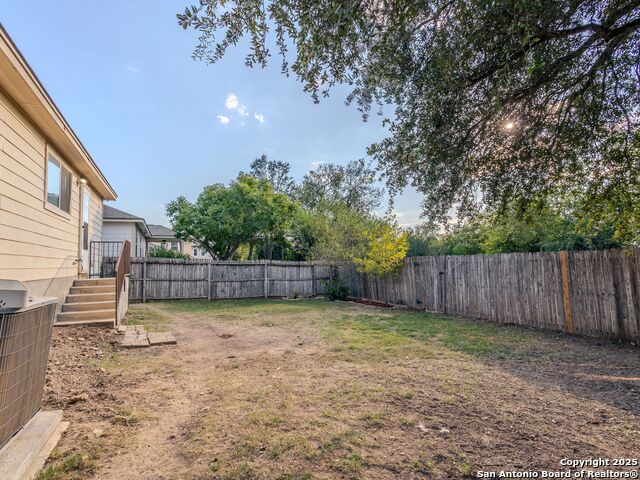 Image 23 of 26 For 125 Dewberry