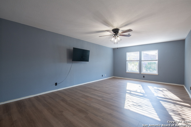 Image 10 of 18 For 13058 Maple Park Dr