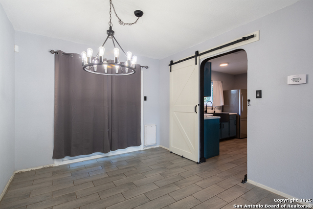 Image 5 of 18 For 13058 Maple Park Dr