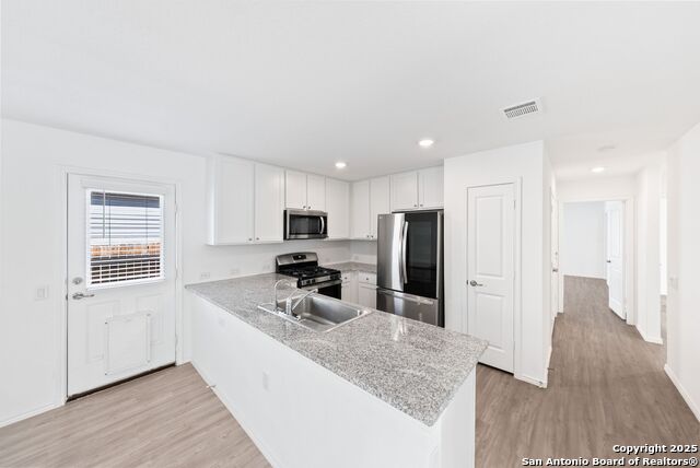 Image 13 of 36 For 4546 Glades Way