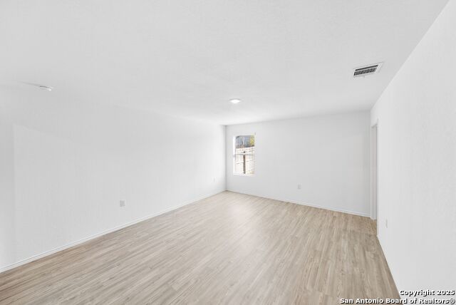 Image 17 of 36 For 4546 Glades Way