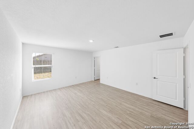Image 19 of 36 For 4546 Glades Way