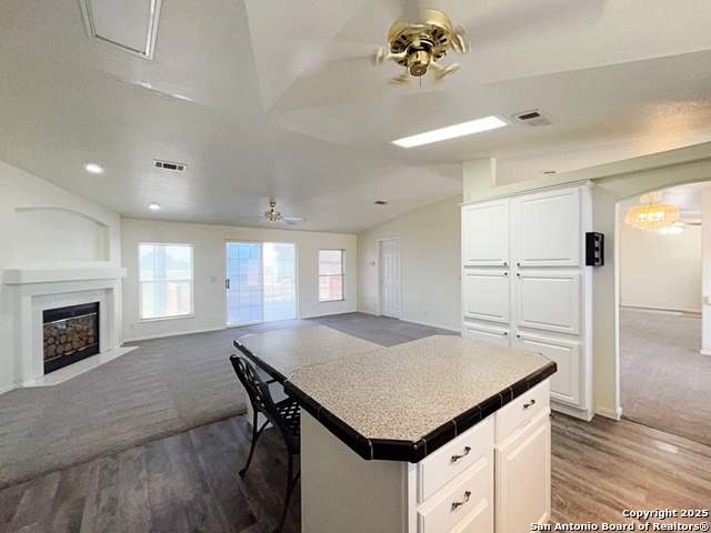 Listing photo id 15 for 9611 Hildebrandt Rd