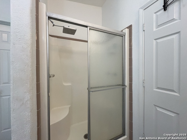 Listing photo id 24 for 9611 Hildebrandt Rd