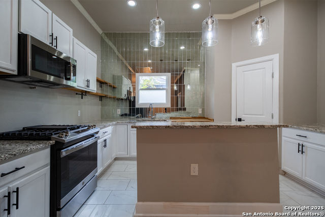 Image 10 of 25 For 1012 Dawson  