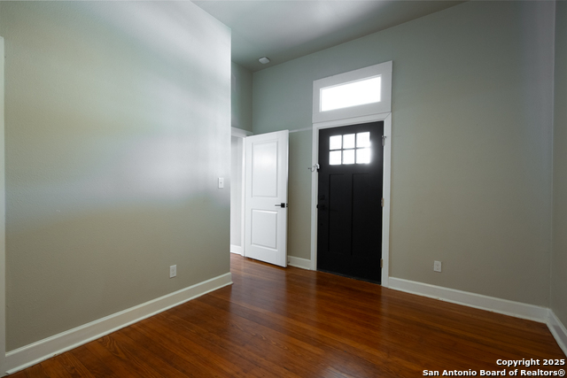 Image 19 of 25 For 1012 Dawson  