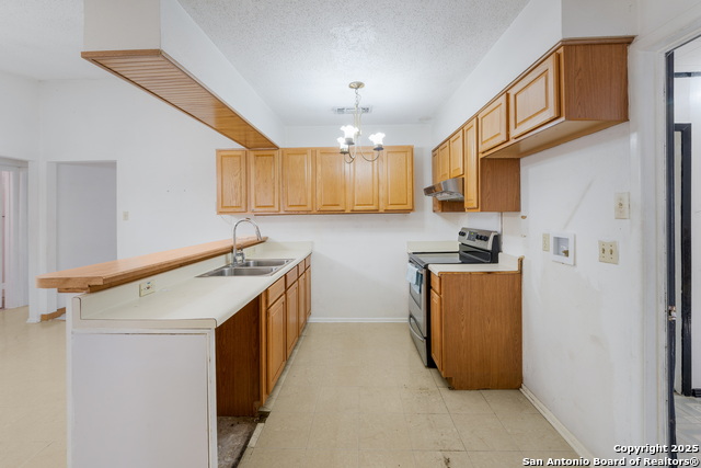 Image 8 of 18 For 217 Beverly  
