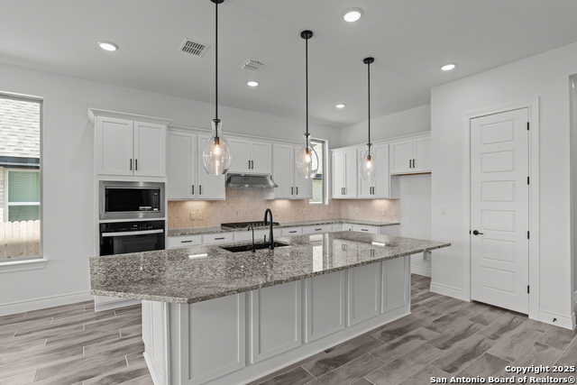 Image 9 of 37 For 1416 Hallettsville