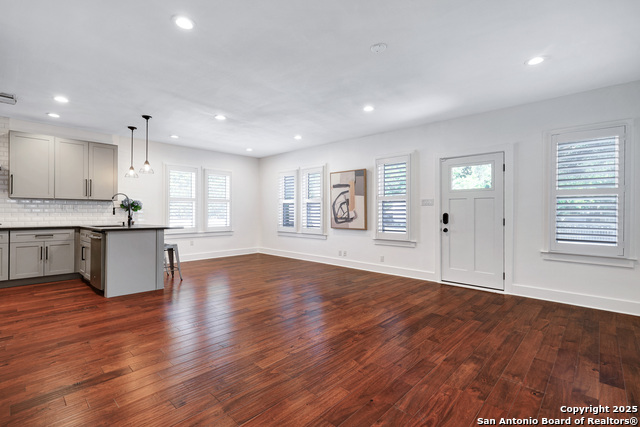 Image 13 of 65 For 118 Routt St