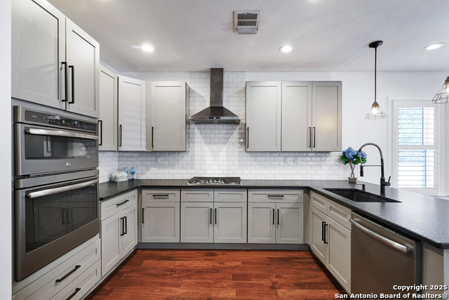 Image 14 of 65 For 118 Routt St