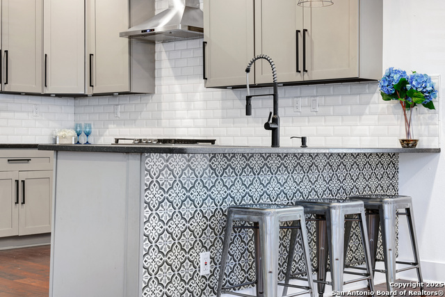 Image 22 of 65 For 118 Routt St