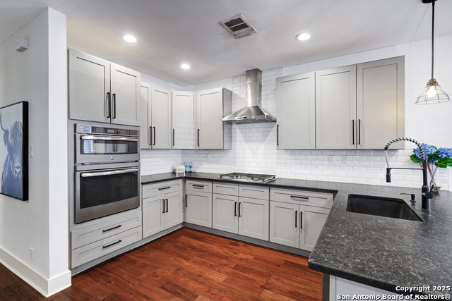 Image 24 of 65 For 118 Routt St