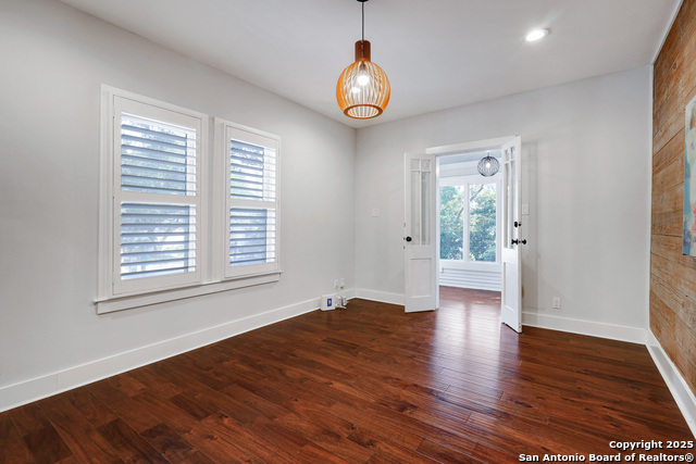 Image 30 of 65 For 118 Routt St