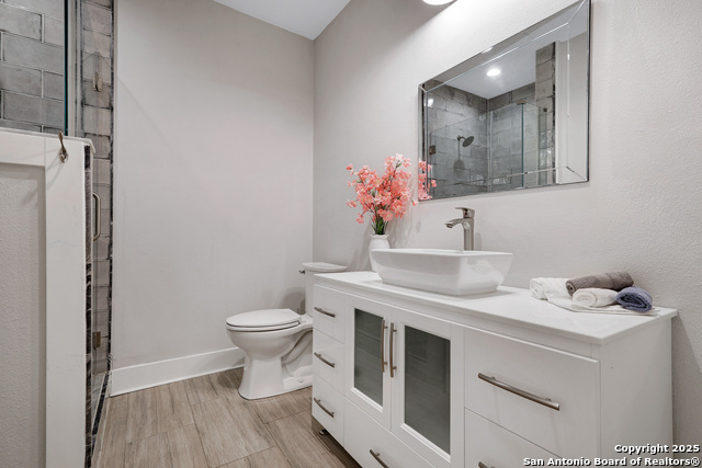 Image 38 of 65 For 118 Routt St