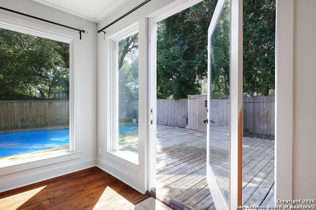 Image 48 of 65 For 118 Routt St