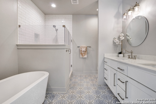 Image 50 of 65 For 118 Routt St