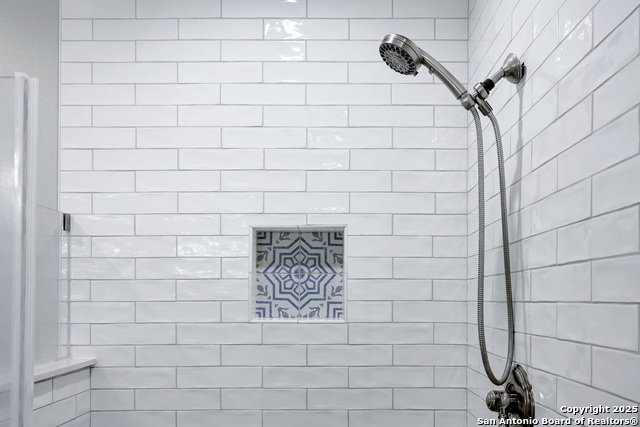 Image 55 of 65 For 118 Routt St