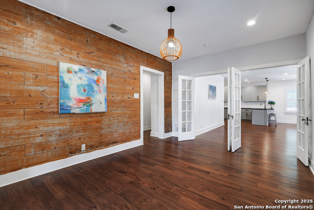 Image 6 of 65 For 118 Routt St