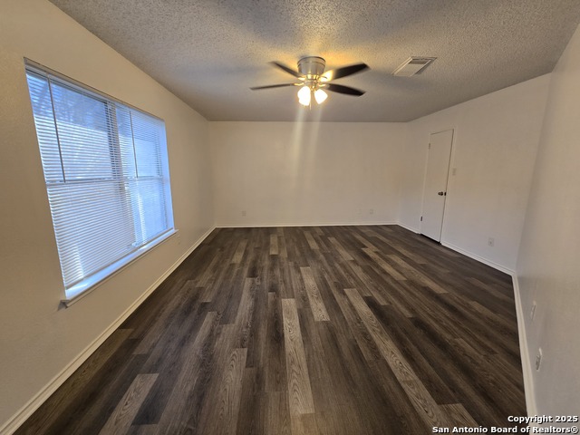 Image 12 of 29 For 13914 Villa Camino