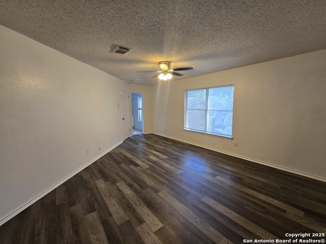 Image 13 of 29 For 13914 Villa Camino