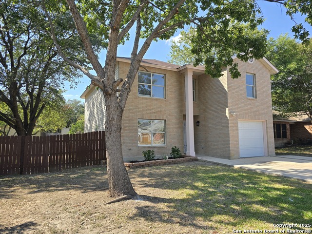 Image 3 of 29 For 13914 Villa Camino