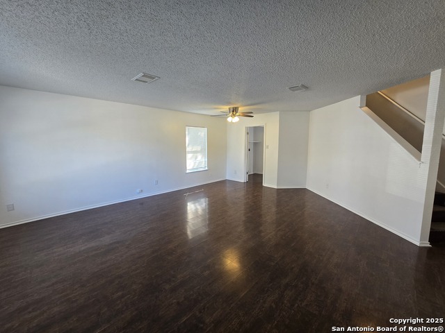 Image 4 of 29 For 13914 Villa Camino