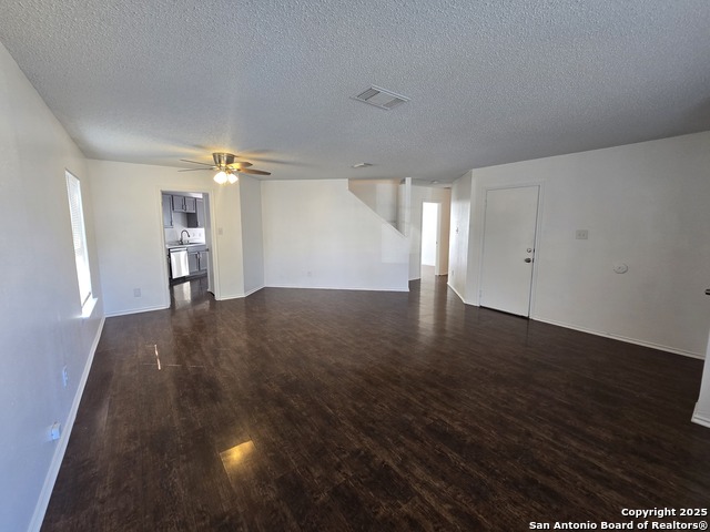 Image 5 of 29 For 13914 Villa Camino