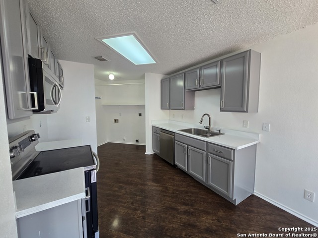 Image 9 of 29 For 13914 Villa Camino