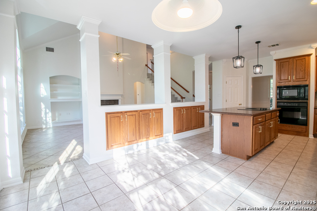 Image 16 of 35 For 511 Mesa Ridge