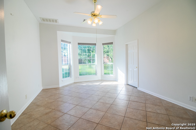 Image 19 of 35 For 511 Mesa Ridge