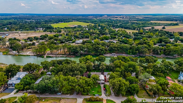 Image 2 of 9 For 111 Tabler