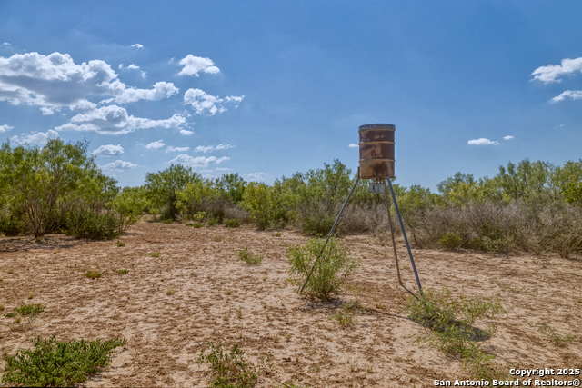 Listing photo id 40 for 944 Fm 1049  