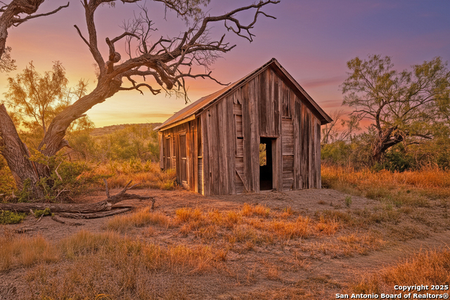 Listing photo id 48 for 944 Fm 1049  