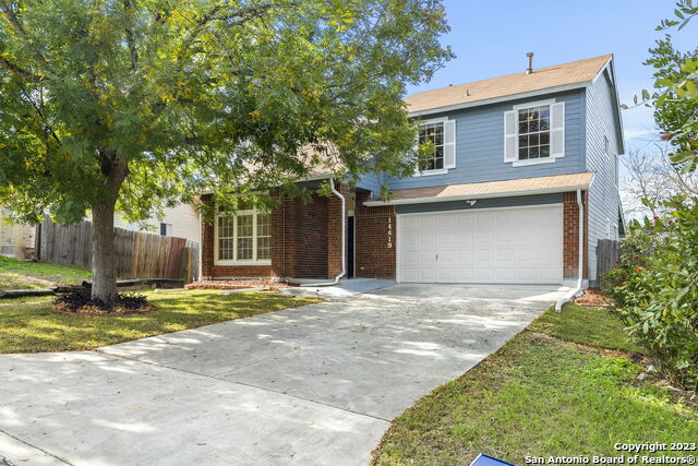 Image 2 of 38 For 14619 Hillside