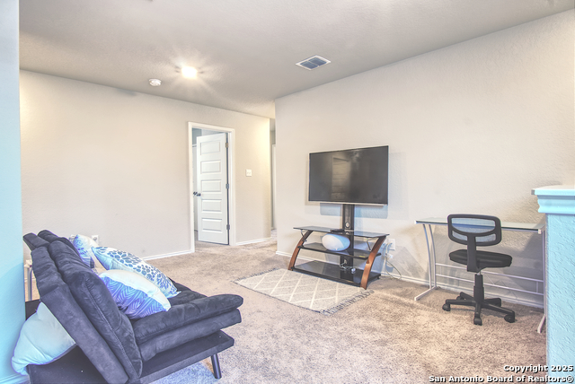 Listing photo id 15 for 3322 Rancho Grande