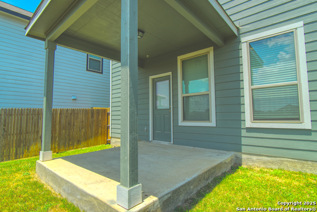 Listing photo id 26 for 3322 Rancho Grande