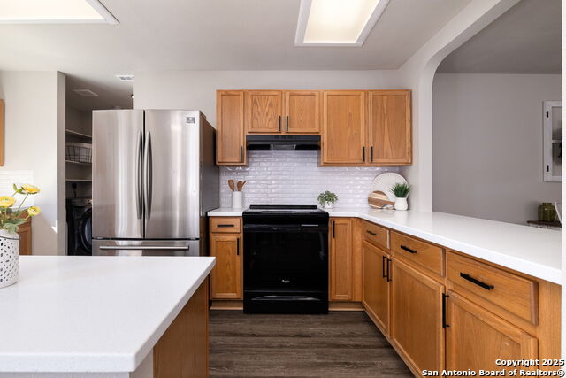 Image 13 of 25 For 11211 Talbot Sq