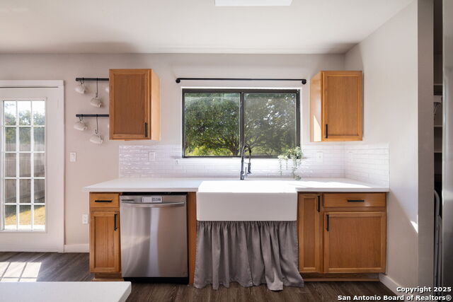 Image 14 of 25 For 11211 Talbot Sq