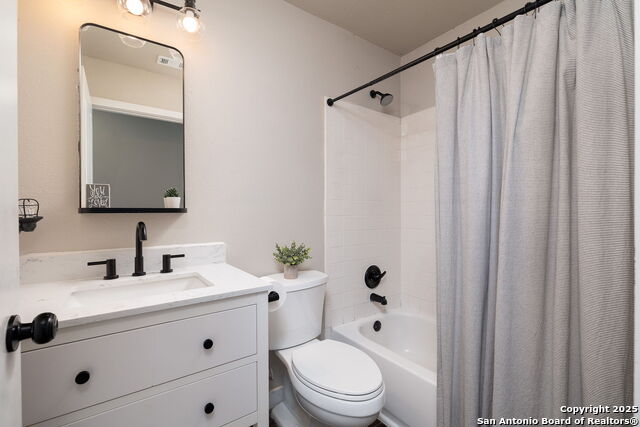 Image 21 of 25 For 11211 Talbot Sq