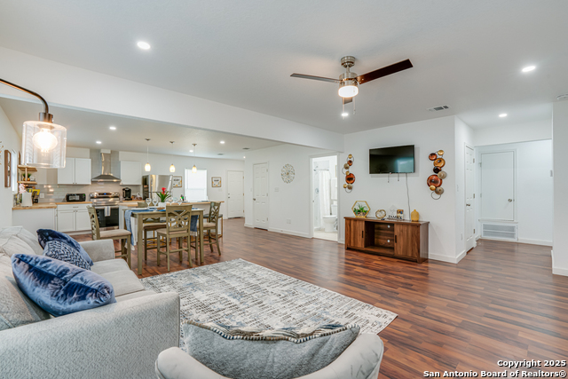 Image 5 of 42 For 1039 Mckinley Ave