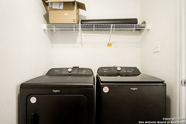 Listing photo id 9 for 3551 Sage  