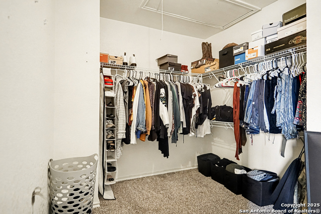 Listing photo id 16 for 3551 Sage  