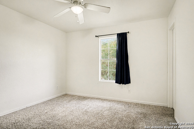 Listing photo id 20 for 3551 Sage  