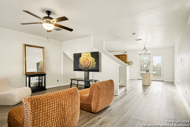 Listing photo id 1 for 3551 Sage  