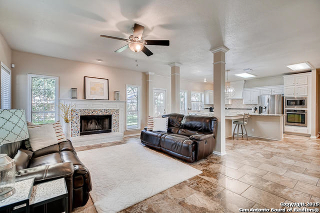 Image 4 of 58 For 12 Yateswood