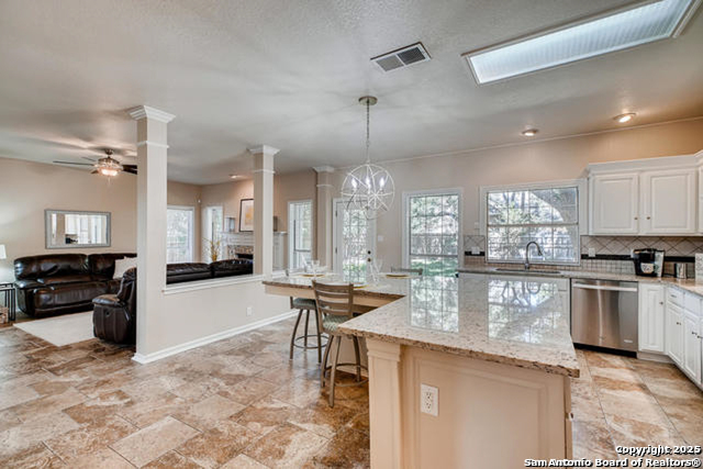 Image 7 of 58 For 12 Yateswood