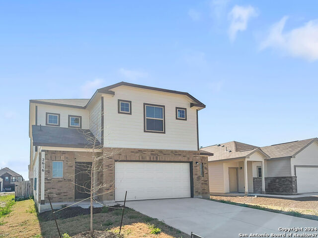 Listing photo id 0 for 2616 Gideon Ln