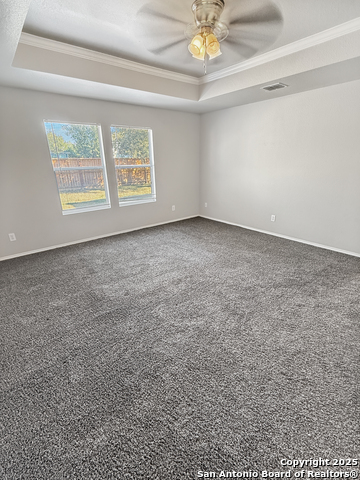 Image 18 of 23 For 213 Stampede