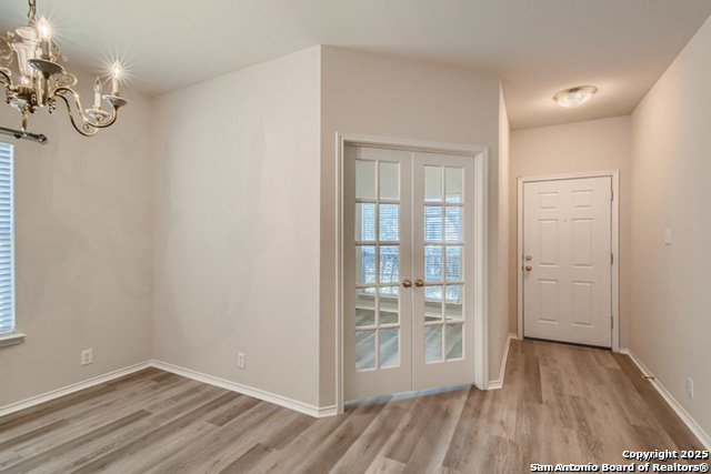 Image 11 of 48 For 23611 Silver Creek